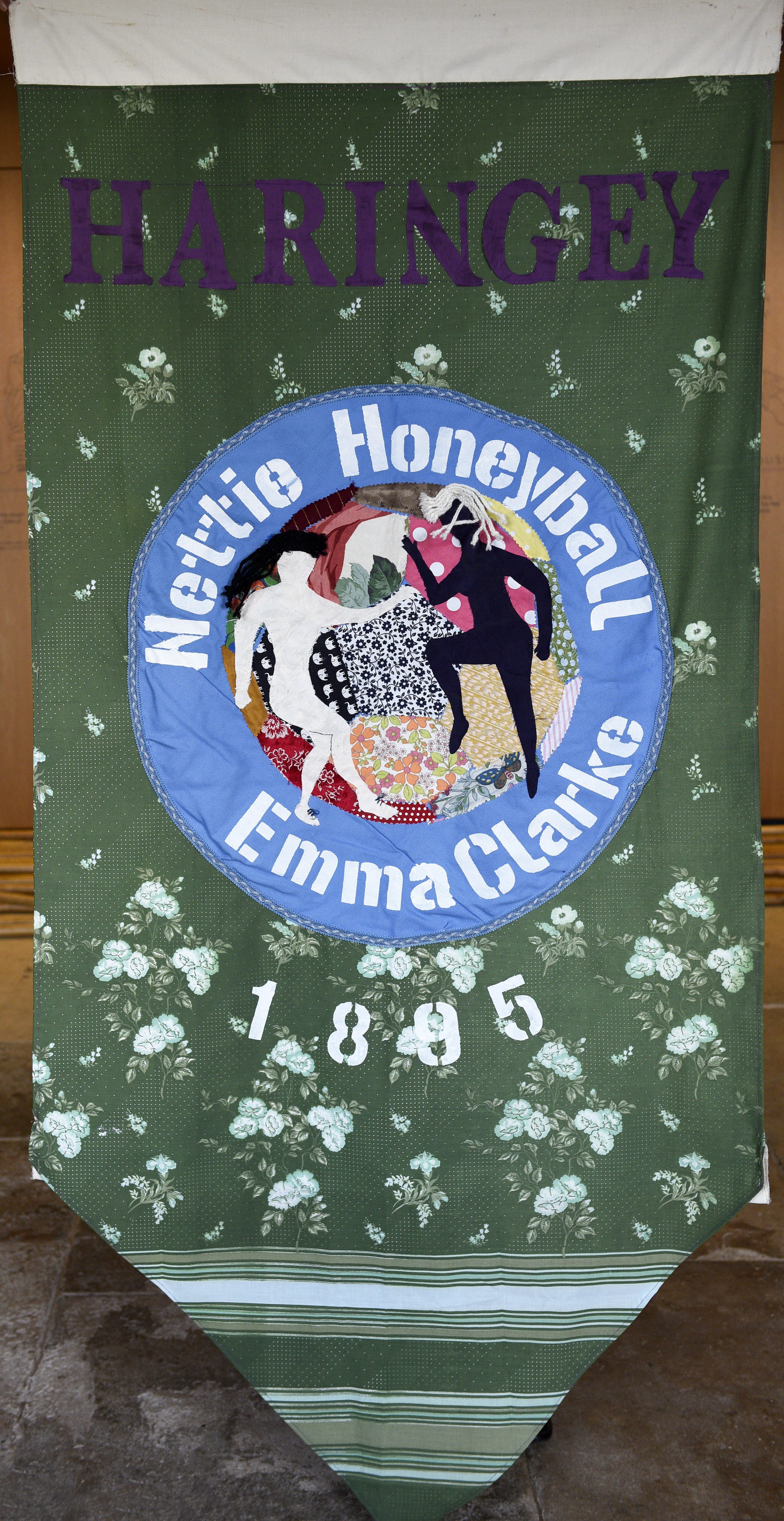 100Banners